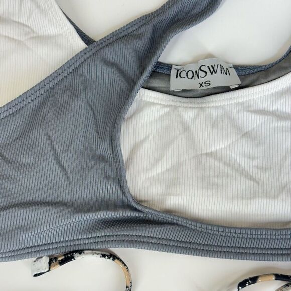 Bikini Swimwear Top Bundle in Animal Print SHEIN & Ribbed Colorblock Icon Swim X - Picture 7 of 8